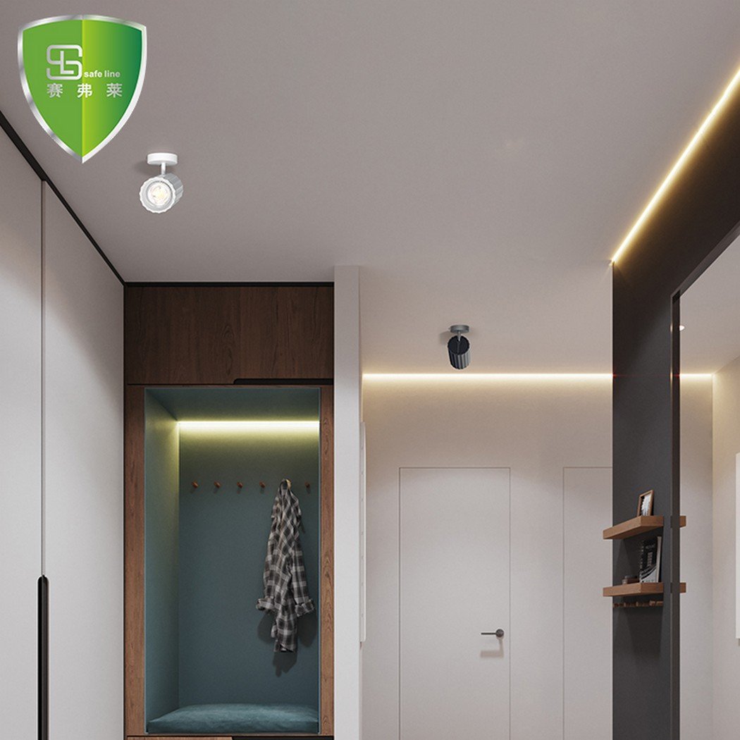 Swiveling Surface Track Light – Flexible Directional Lighting - Image 6
